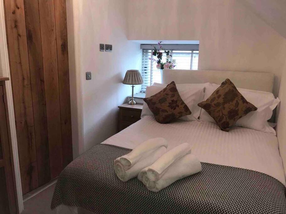 Chic 2 Bed Peak District Cottage Barn Near Alton Towers, Polar Bears, Chatsworth House Leek Eksteriør billede