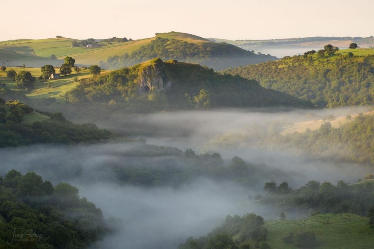 Chic 2 Bed Peak District Cottage Barn Near Alton Towers, Polar Bears, Chatsworth House Leek Eksteriør billede